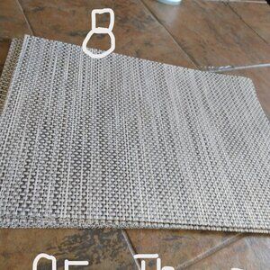 8 brand new place mats